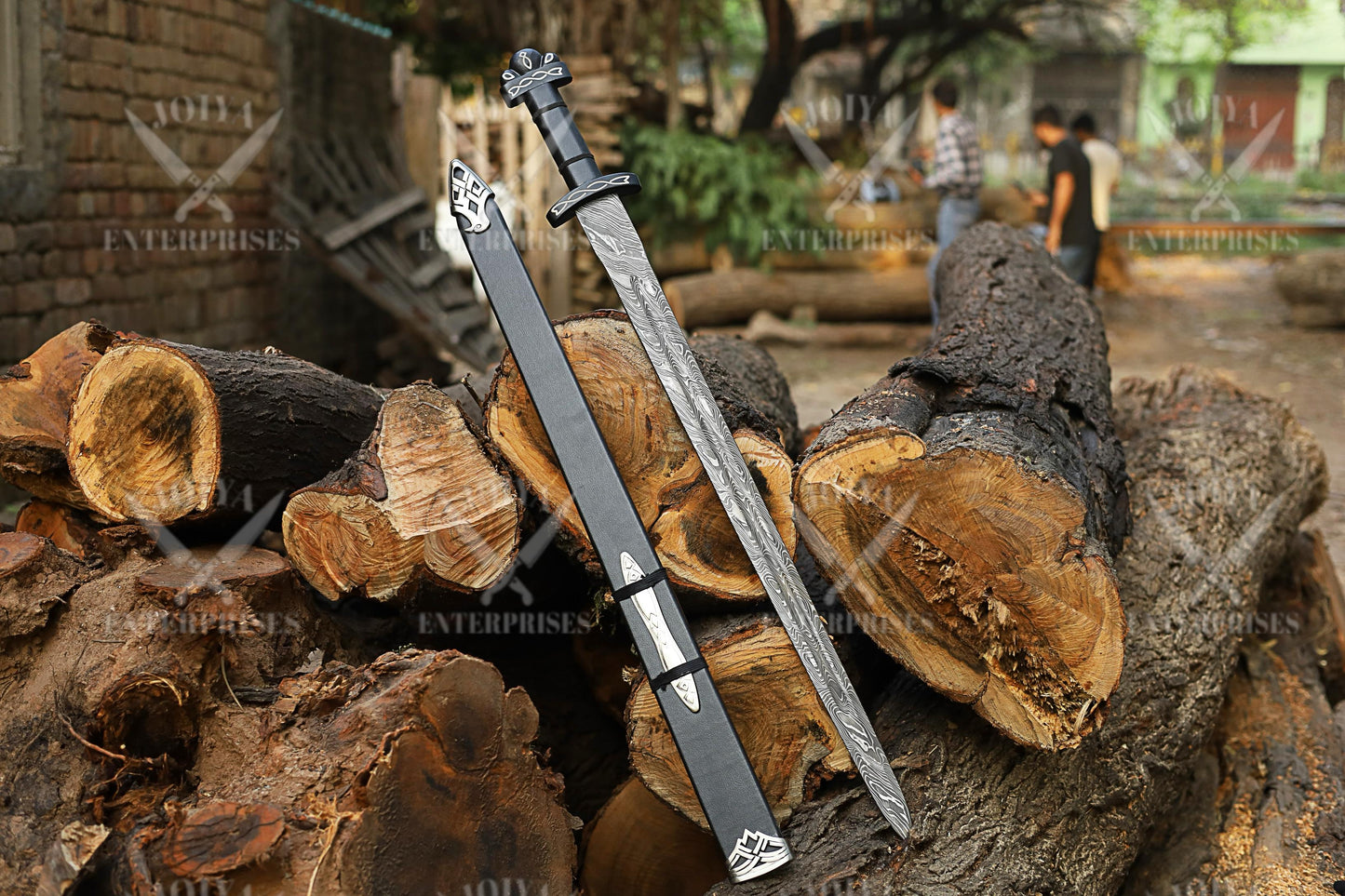 Custom hand Forged DAMASCUS Steel Viking Sword, Personalize Viking Master Sword